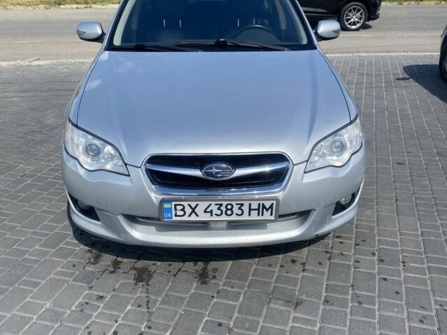 Сірий Субару Легасі, об'ємом двигуна 2 л та пробігом 252 тис. км за 5521 $, фото 1 на Automoto.ua