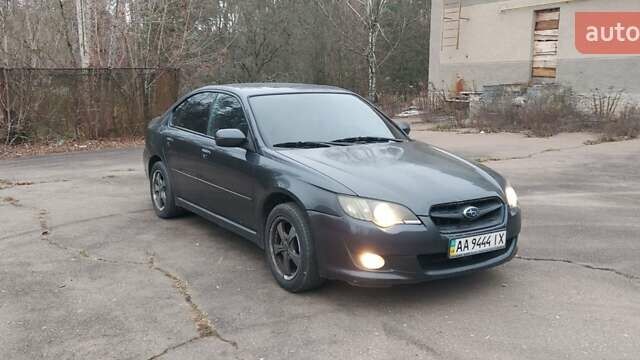 Сірий Субару Легасі, об'ємом двигуна 1.99 л та пробігом 168 тис. км за 3550 $, фото 1 на Automoto.ua