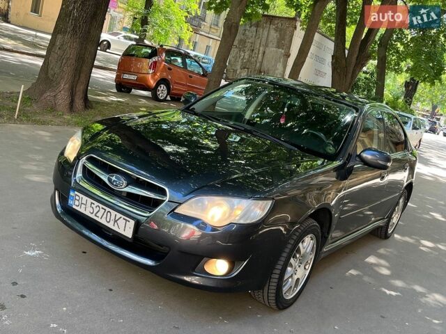 Сірий Субару Легасі, об'ємом двигуна 1.99 л та пробігом 197 тис. км за 4300 $, фото 1 на Automoto.ua