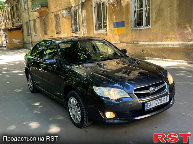 Серый Субару Легаси, объемом двигателя 2 л и пробегом 170 тыс. км за 4800 $, фото 1 на Automoto.ua
