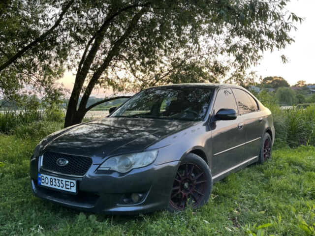 Сірий Субару Легасі, об'ємом двигуна 2.46 л та пробігом 244 тис. км за 6000 $, фото 1 на Automoto.ua