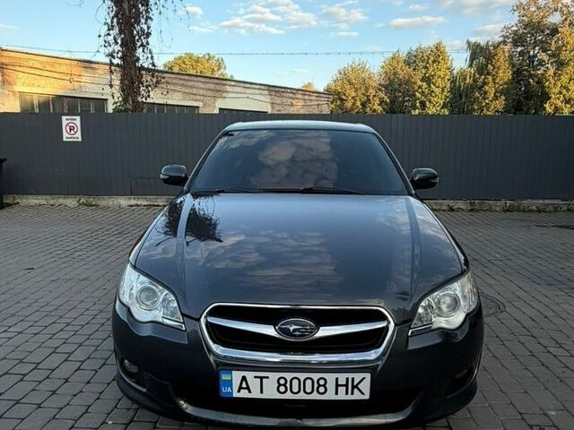 Серый Субару Легаси, объемом двигателя 2 л и пробегом 300 тыс. км за 5900 $, фото 1 на Automoto.ua