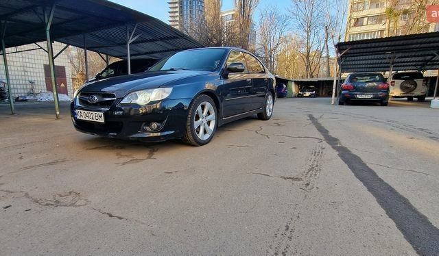 Серый Субару Легаси, объемом двигателя 2 л и пробегом 222 тыс. км за 4900 $, фото 1 на Automoto.ua