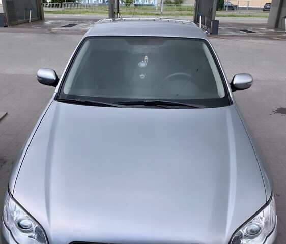 Сірий Субару Легасі, об'ємом двигуна 2.46 л та пробігом 212 тис. км за 7700 $, фото 1 на Automoto.ua