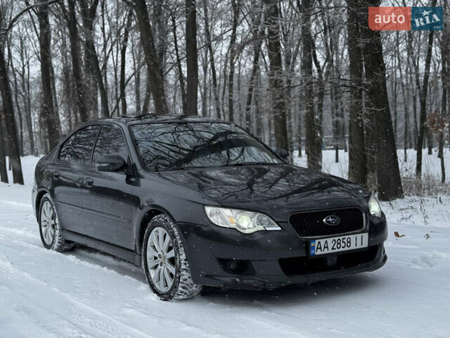 Сірий Субару Легасі, об'ємом двигуна 1.99 л та пробігом 309 тис. км за 4950 $, фото 1 на Automoto.ua