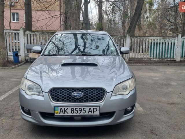Сірий Субару Легасі, об'ємом двигуна 2 л та пробігом 145 тис. км за 7000 $, фото 1 на Automoto.ua