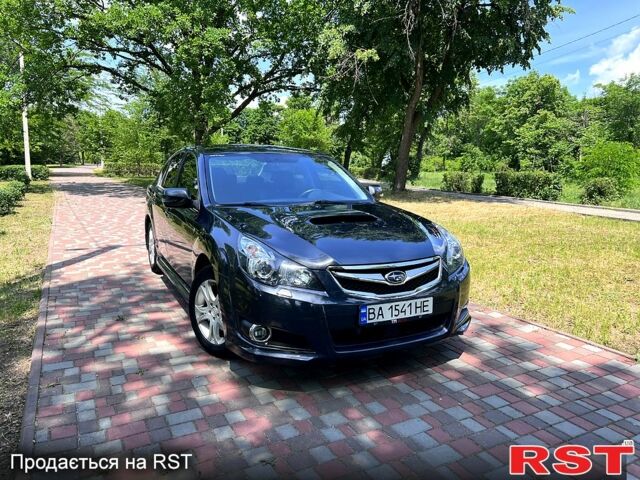 Сірий Субару Легасі, об'ємом двигуна 2 л та пробігом 273 тис. км за 7800 $, фото 1 на Automoto.ua