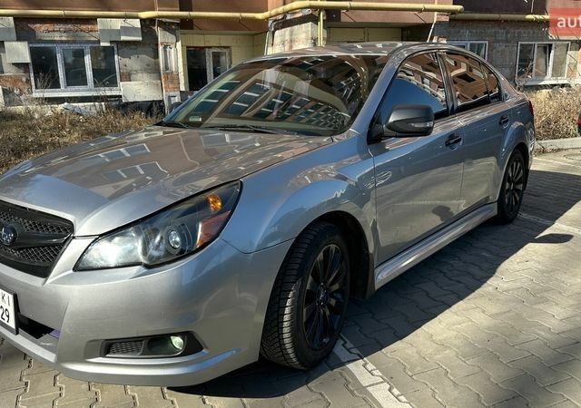 Сірий Субару Легасі, об'ємом двигуна 2.46 л та пробігом 229 тис. км за 7100 $, фото 1 на Automoto.ua