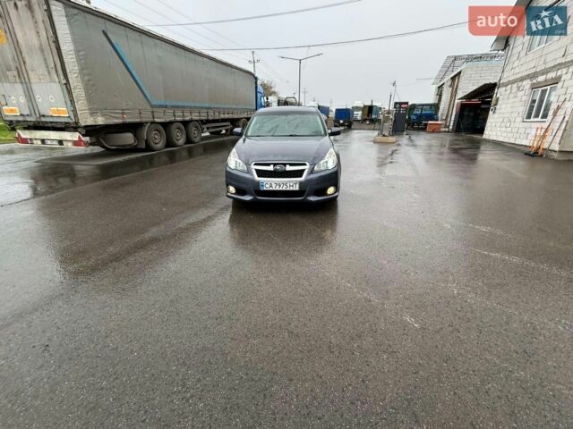 Сірий Субару Легасі, об'ємом двигуна 2.5 л та пробігом 360 тис. км за 10500 $, фото 1 на Automoto.ua