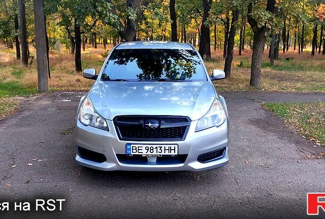 Сірий Субару Легасі, об'ємом двигуна 2.5 л та пробігом 150 тис. км за 10999 $, фото 1 на Automoto.ua