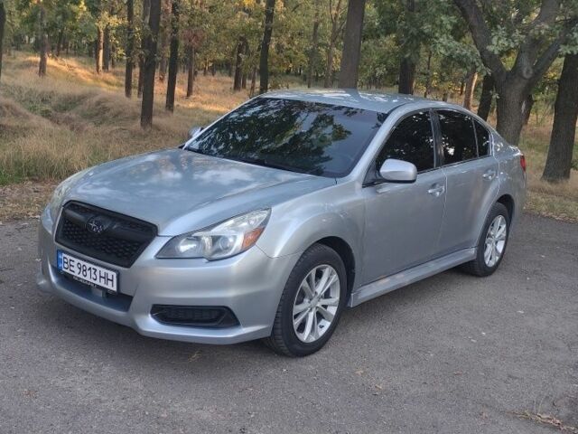 Сірий Субару Легасі, об'ємом двигуна 2.5 л та пробігом 150 тис. км за 10500 $, фото 1 на Automoto.ua