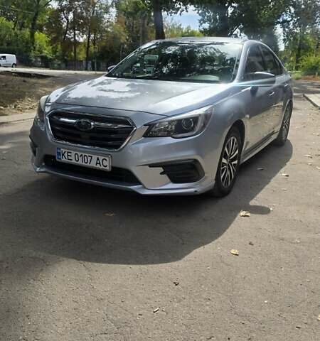 Сірий Субару Легасі, об'ємом двигуна 2.46 л та пробігом 141 тис. км за 13999 $, фото 1 на Automoto.ua