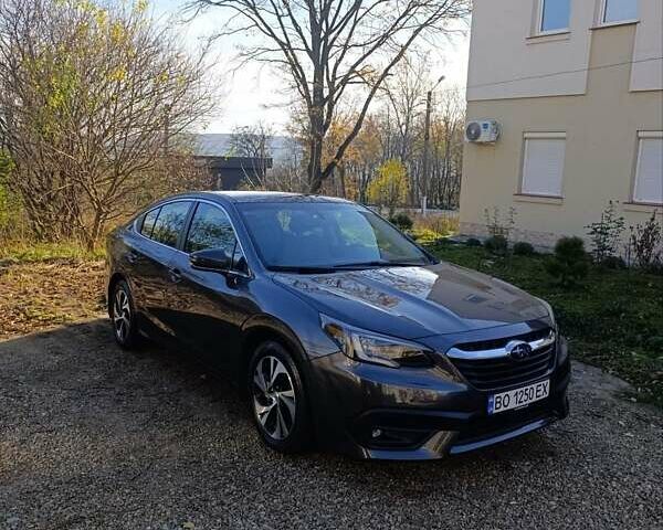 Серый Субару Легаси, объемом двигателя 2.5 л и пробегом 88 тыс. км за 18500 $, фото 1 на Automoto.ua