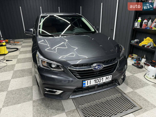 Сірий Субару Легасі, об'ємом двигуна 2.39 л та пробігом 110 тис. км за 23500 $, фото 1 на Automoto.ua