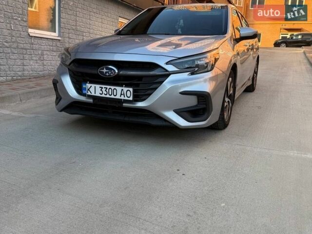 Серый Субару Легаси, объемом двигателя 2.5 л и пробегом 65 тыс. км за 17900 $, фото 1 на Automoto.ua