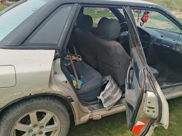 Сірий Субару Легасі, об'ємом двигуна 2.2 л та пробігом 2 тис. км за 715 $, фото 1 на Automoto.ua