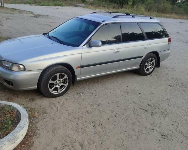 Сірий Субару Легасі, об'ємом двигуна 1.99 л та пробігом 321 тис. км за 4800 $, фото 1 на Automoto.ua