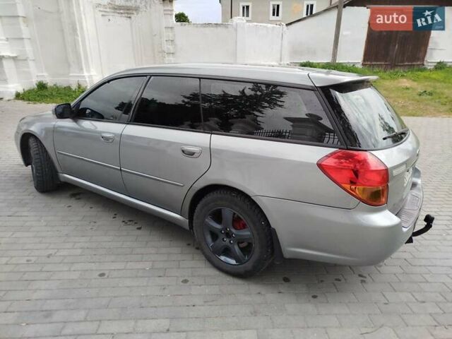 Серый Субару Легаси, объемом двигателя 2 л и пробегом 279 тыс. км за 4800 $, фото 1 на Automoto.ua