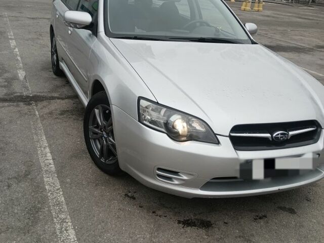 Серый Субару Легаси, объемом двигателя 2 л и пробегом 270 тыс. км за 4300 $, фото 1 на Automoto.ua