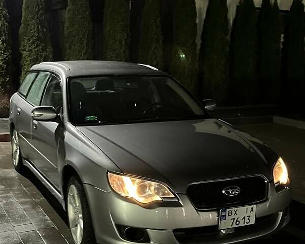 Сірий Субару Легасі, об'ємом двигуна 1.99 л та пробігом 300 тис. км за 6300 $, фото 1 на Automoto.ua