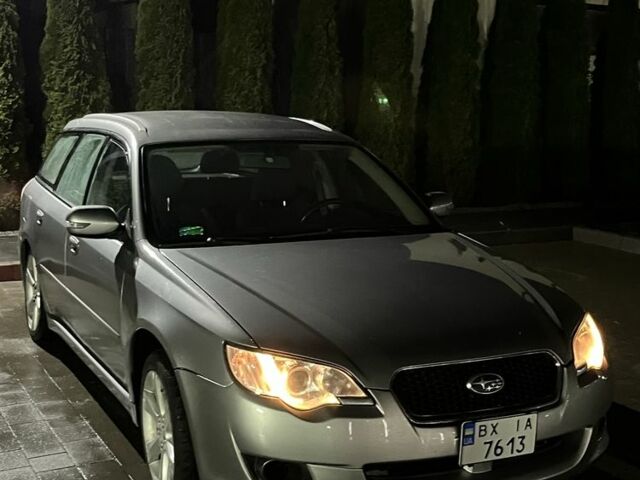 Серый Субару Легаси, объемом двигателя 2 л и пробегом 300 тыс. км за 6300 $, фото 1 на Automoto.ua