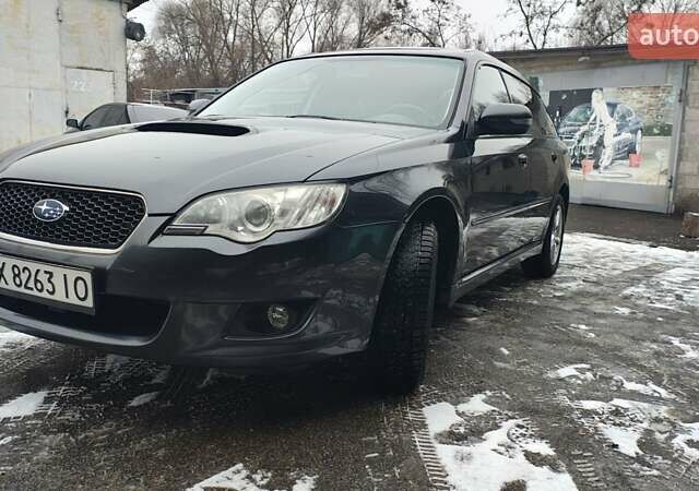 Серый Субару Легаси, объемом двигателя 2 л и пробегом 210 тыс. км за 7800 $, фото 1 на Automoto.ua