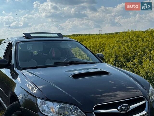 Сірий Субару Легасі, об'ємом двигуна 2 л та пробігом 245 тис. км за 4600 $, фото 1 на Automoto.ua