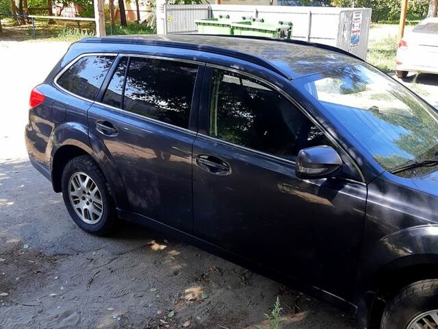 Серый Субару Легаси, объемом двигателя 2 л и пробегом 234 тыс. км за 8000 $, фото 1 на Automoto.ua