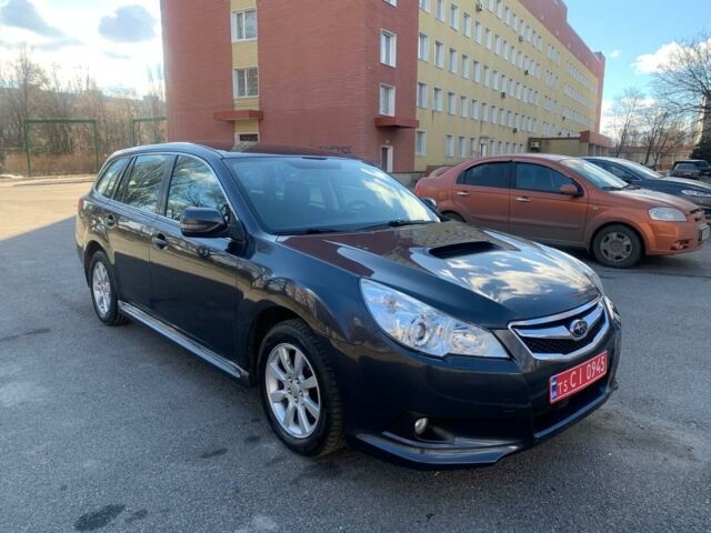 Серый Субару Легаси, объемом двигателя 2 л и пробегом 154 тыс. км за 8900 $, фото 1 на Automoto.ua