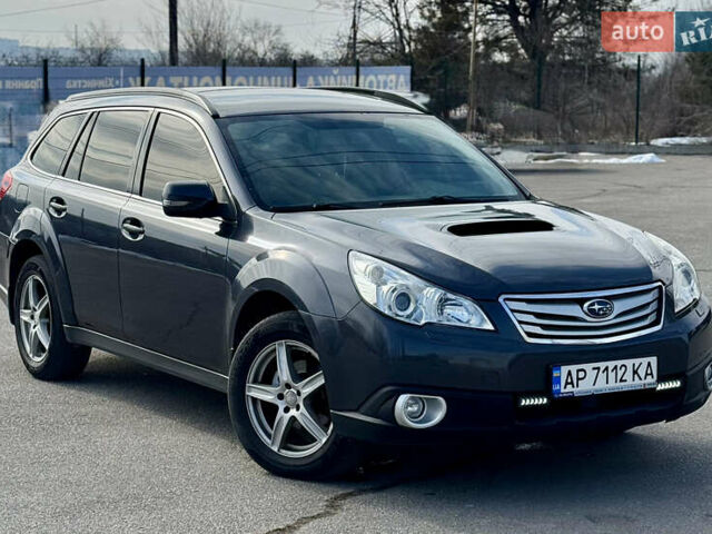 Серый Субару Легаси, объемом двигателя 2 л и пробегом 257 тыс. км за 8900 $, фото 1 на Automoto.ua
