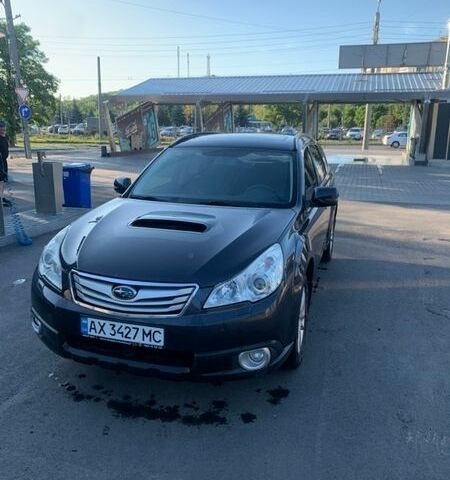 Сірий Субару Легасі, об'ємом двигуна 2 л та пробігом 190 тис. км за 8750 $, фото 1 на Automoto.ua