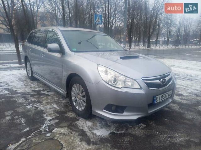 Серый Субару Легаси, объемом двигателя 2 л и пробегом 288 тыс. км за 9950 $, фото 1 на Automoto.ua