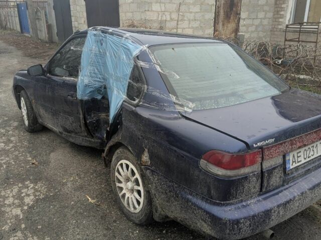 Синий Субару Легаси, объемом двигателя 2 л и пробегом 230 тыс. км за 1500 $, фото 1 на Automoto.ua