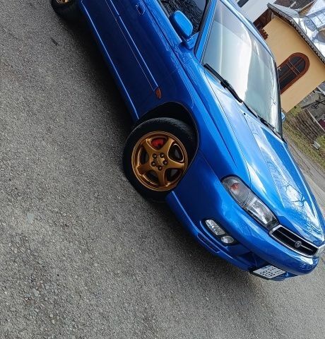 Синий Субару Легаси, объемом двигателя 2.5 л и пробегом 200 тыс. км за 4200 $, фото 1 на Automoto.ua