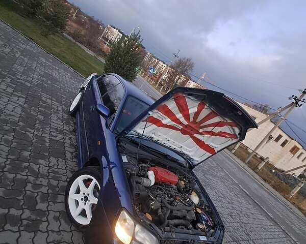 Синій Субару Легасі, об'ємом двигуна 2 л та пробігом 320 тис. км за 2800 $, фото 1 на Automoto.ua