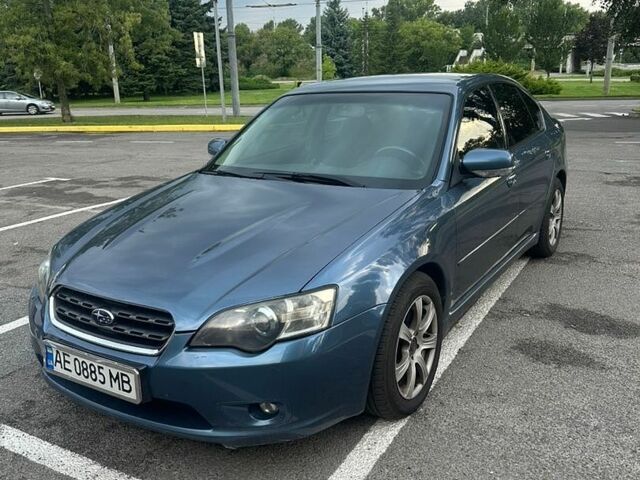 Синій Субару Легасі, об'ємом двигуна 2 л та пробігом 294 тис. км за 5500 $, фото 1 на Automoto.ua