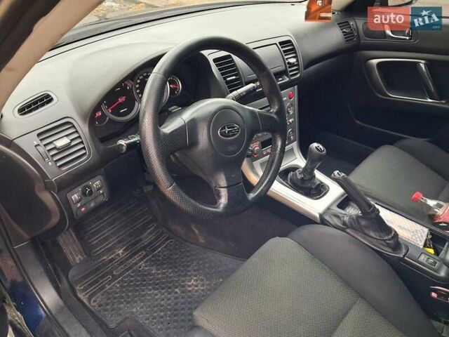 Синий Субару Легаси, объемом двигателя 1.99 л и пробегом 340 тыс. км за 4100 $, фото 1 на Automoto.ua