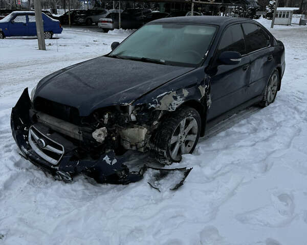 Синий Субару Легаси, объемом двигателя 2 л и пробегом 365 тыс. км за 2000 $, фото 1 на Automoto.ua