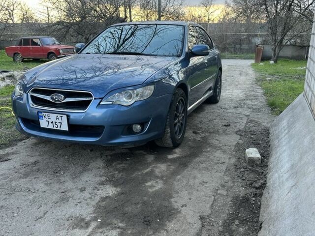 Синий Субару Легаси, объемом двигателя 2 л и пробегом 263 тыс. км за 4800 $, фото 1 на Automoto.ua