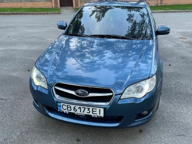 Синий Субару Легаси, объемом двигателя 2 л и пробегом 220 тыс. км за 5500 $, фото 1 на Automoto.ua