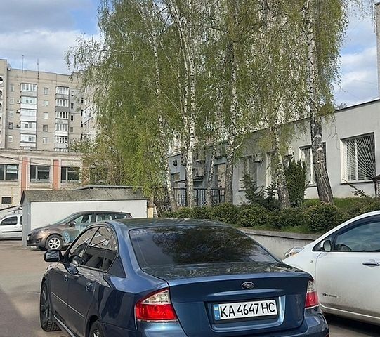 Синий Субару Легаси, объемом двигателя 2 л и пробегом 329 тыс. км за 5400 $, фото 1 на Automoto.ua