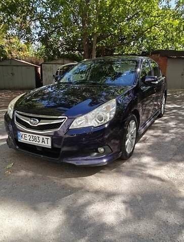 Синій Субару Легасі, об'ємом двигуна 2 л та пробігом 173 тис. км за 8500 $, фото 1 на Automoto.ua
