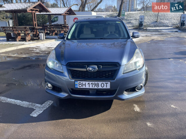 Синий Субару Легаси, объемом двигателя 2.46 л и пробегом 260 тыс. км за 7500 $, фото 1 на Automoto.ua