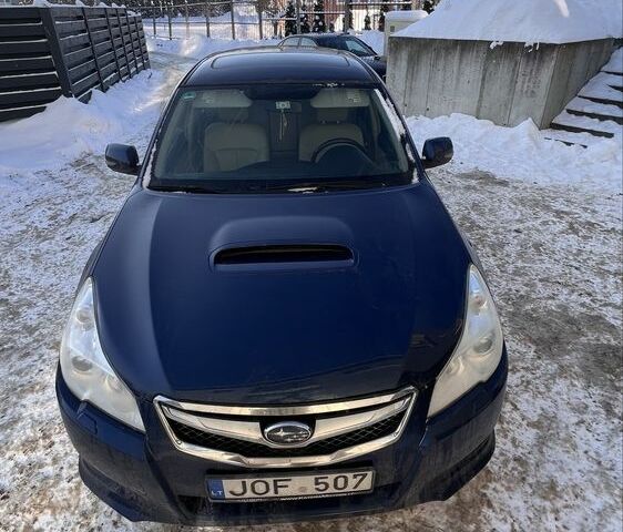 Синий Субару Легаси, объемом двигателя 2 л и пробегом 345 тыс. км за 4700 $, фото 1 на Automoto.ua
