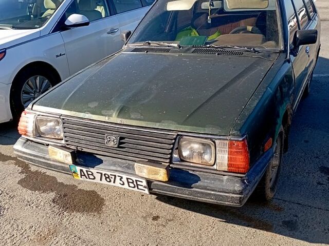 Зеленый Субару Леон, объемом двигателя 1.6 л и пробегом 300 тыс. км за 400 $, фото 1 на Automoto.ua