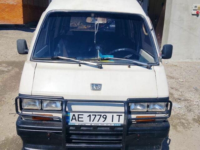 Белый Субару Либеро, объемом двигателя 1 л и пробегом 10 тыс. км за 3300 $, фото 1 на Automoto.ua