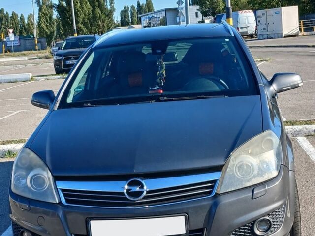 Білий Субару Ліберо, об'ємом двигуна 1.2 л та пробігом 200 тис. км за 3359 $, фото 1 на Automoto.ua