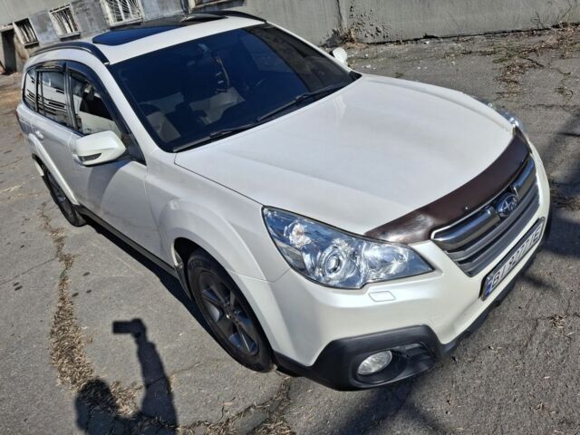 Білий Субару Аутбек, об'ємом двигуна 2.5 л та пробігом 218 тис. км за 11500 $, фото 1 на Automoto.ua