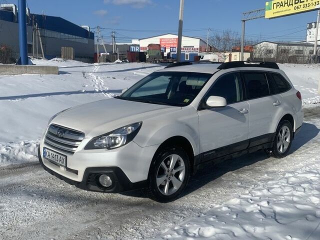 Белый Субару Аутбек, объемом двигателя 2.5 л и пробегом 170 тыс. км за 9500 $, фото 1 на Automoto.ua