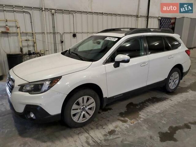 Білий Субару Аутбек, об'ємом двигуна 2.5 л та пробігом 128 тис. км за 2800 $, фото 1 на Automoto.ua